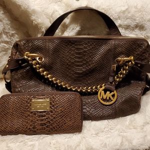 Michael Kors Purse & Wallet